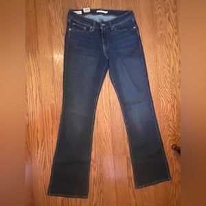 Levi’s 715  size 30 x 32  Bootcut, Color -Marine distress